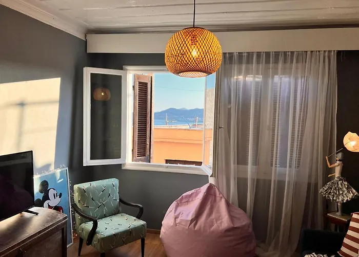 Apartment Forget Me Not